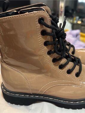 Lace-Up Patent Combat Boots in Beige with Black Laces